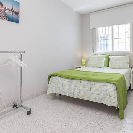 Malagaonbeach 1 - Two Bedrooms - Up To 3 People - 10 Meters Beach Екстер'єр фото