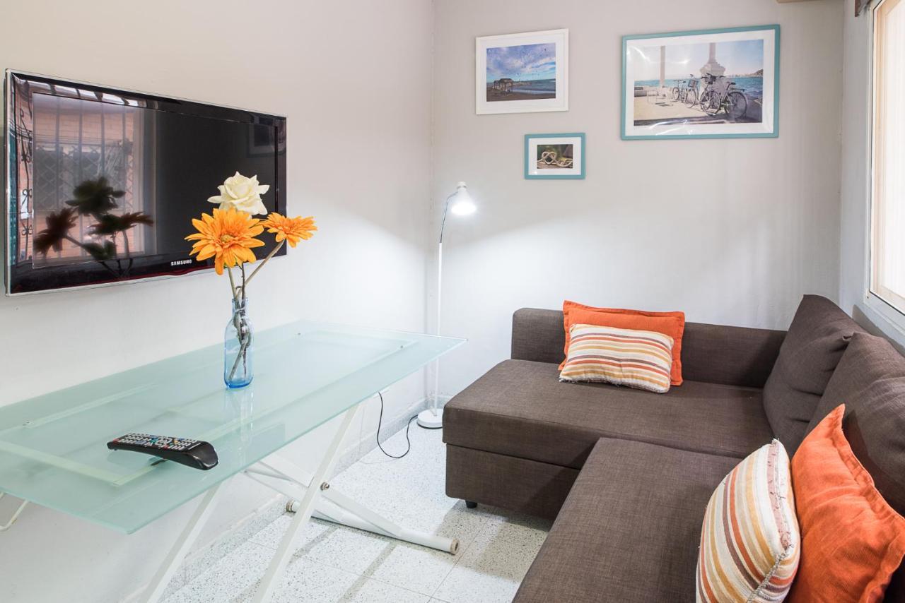 Malagaonbeach 1 - Two Bedrooms - Up To 3 People - 10 Meters Beach Екстер'єр фото